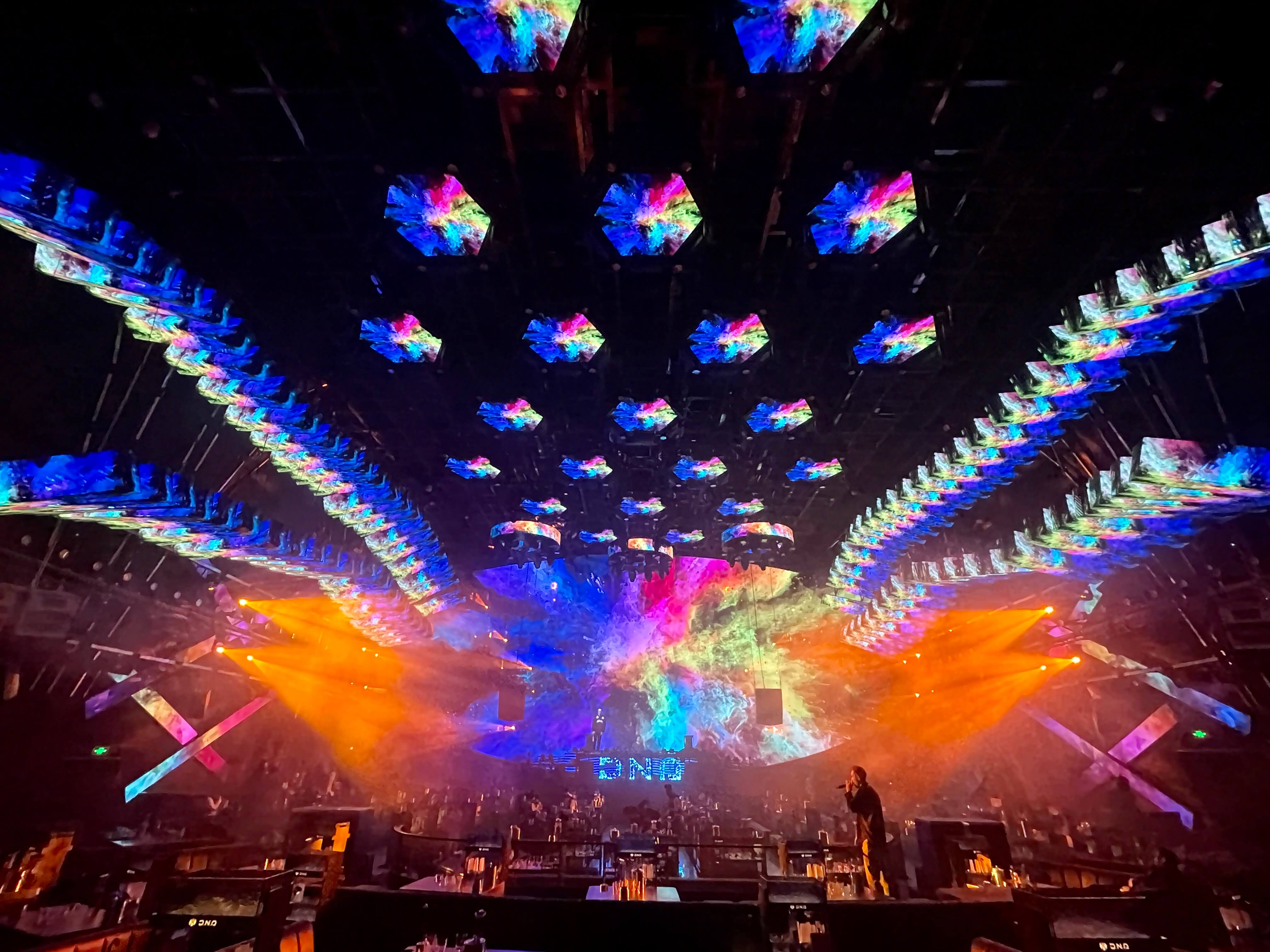 Peek into the future, seeing is believing  Chongqing DNA CLUB