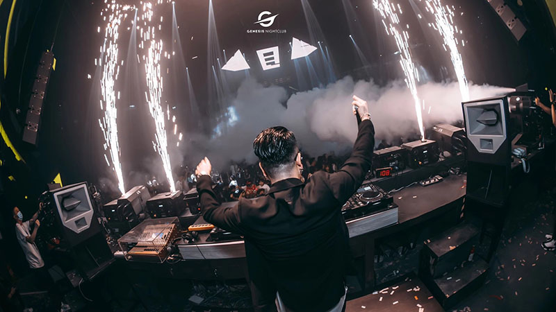 Dongguan Genesis CLUB GENESIS Bar | Large-scale indoor electro-acoustic party space xFUNKTION-ONE