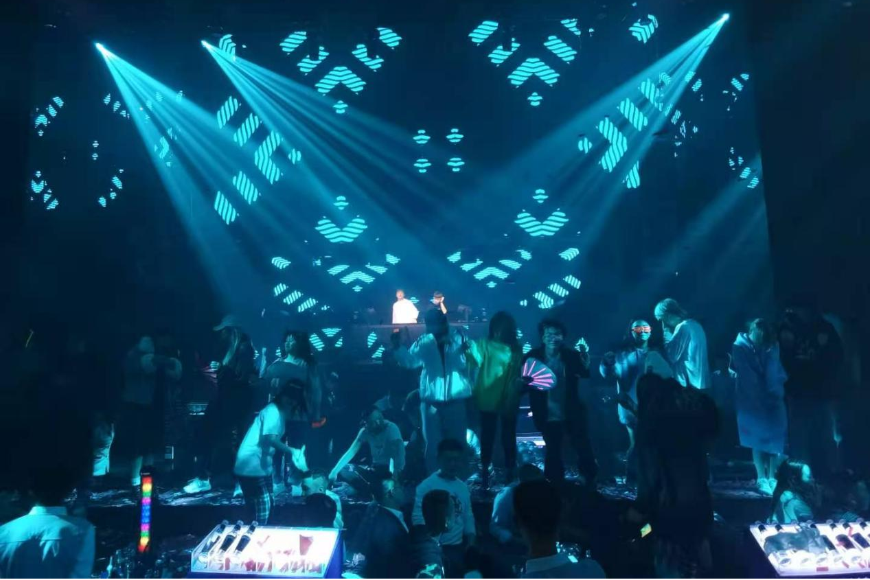 Zunyi FIRST ROOM bar audio equipment is provided by Ma Teng Audio(图2)